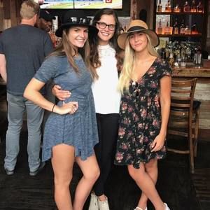 Meet your Posher, Taylor